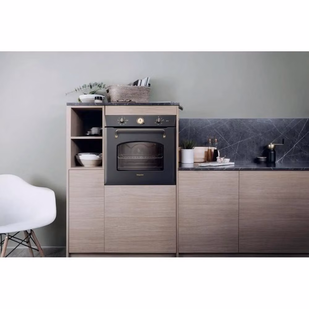 Forno elettrico da incasso Hotpoint Classe A con ventilazione e grill, capacità 73 l, colore Antracite, L: 60 cm, P: 56,4 cm, H: 59,5 cm – 2