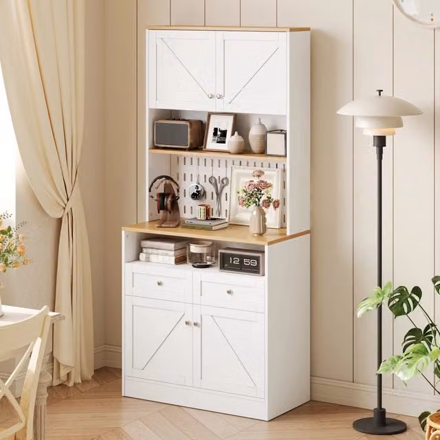 Sideboard bianco elegante con 2 cassetti e 4 porte, maniglie argentate, ampio spazio contenitore per cucina, sala da pranzo e soggiorno