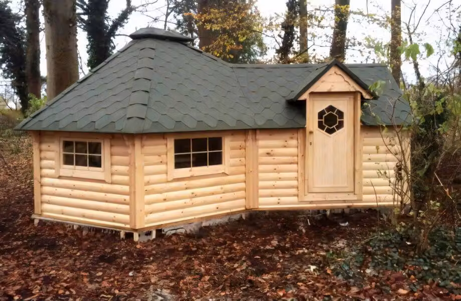 Grillkota Feuerhütte Feuerstelle Gartenhütte Holzpavillon mit Grill Sauna