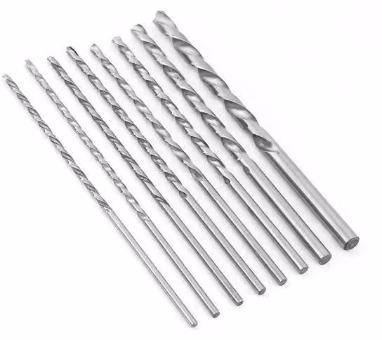 Set di punte da trapano a spirale composto da 8 pezzi in acciaio ad alta velocità, per trapani avvitatori destri, ideale per forare con una profondità da 4 a 10 mm, completo di cacciavite