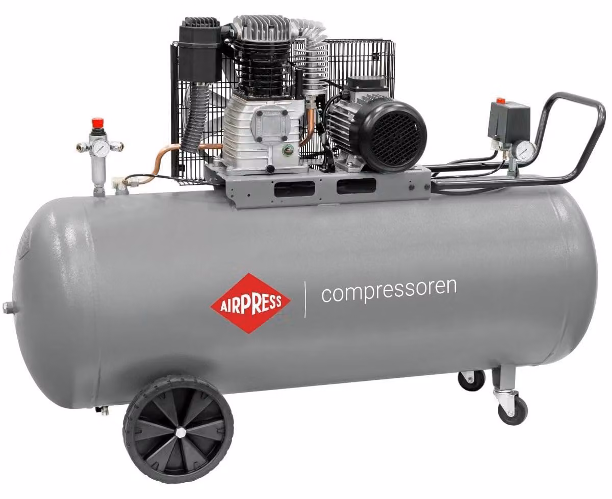 Compressore a pistoni - Capacità serbatoio: 270 litri - Potenza: 4 CV / 3 kW - Pressione massima di esercizio: 10 bar - Alimentazione: elettrica