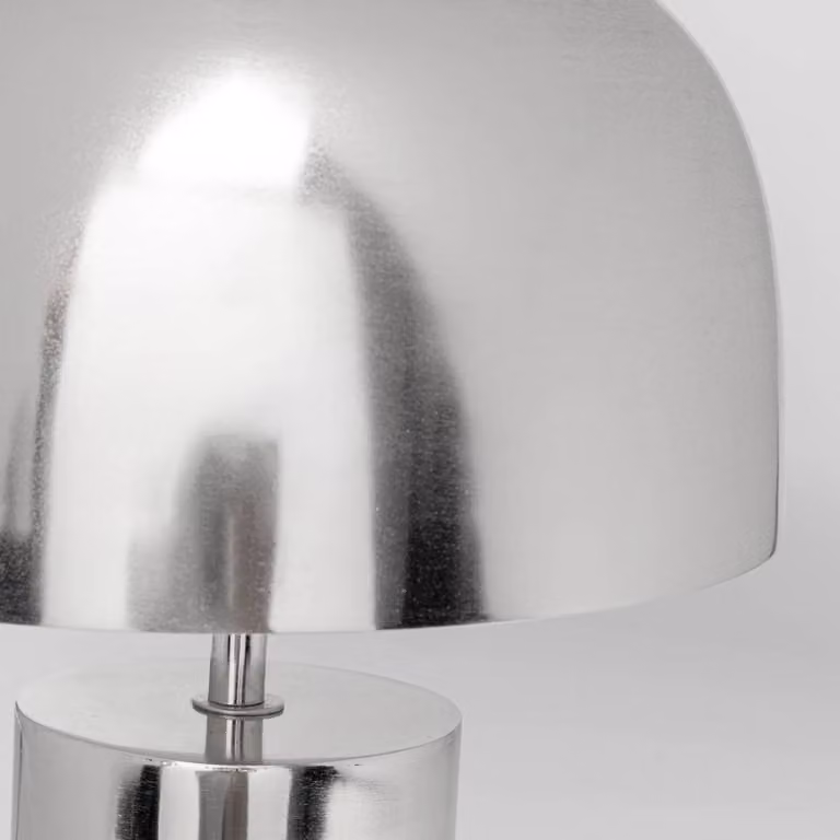 KARE Lampada da tavolo Loungy, Cromo / Argento, Soggiorno / Sala da pranzo, Metallo, Moderno, Lampada da tavolo