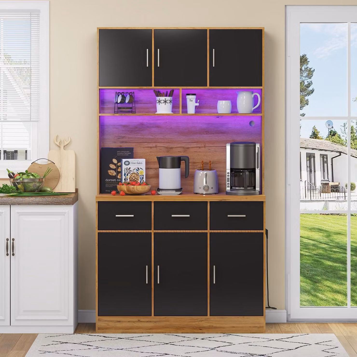 Mobile buffet multifunzionale nero e naturale, con illuminazione a LED, prese di corrente, cassetti, ripiani, 180 cm