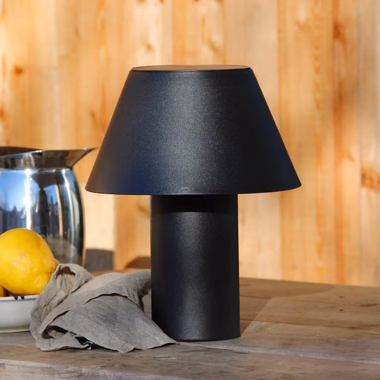Markslöjd Lampada da tavolo LED solare Vivo, nera, IP44, altezza 30 cm, dimmerabile, Nero, Metallo, Scandinavo