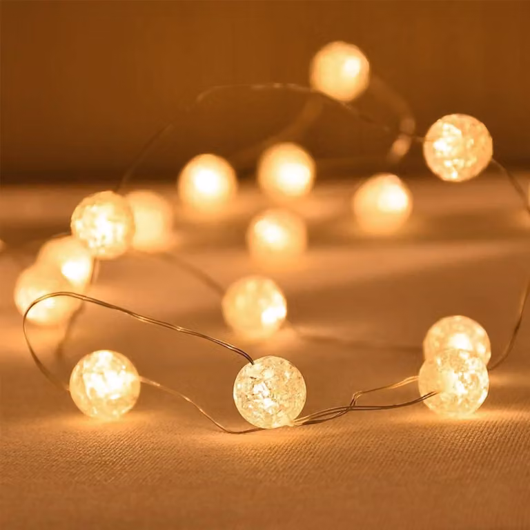 Catena luminosa con sfere di cristallo, lunghezza 3 metri, 30 LED, luce bianco caldo