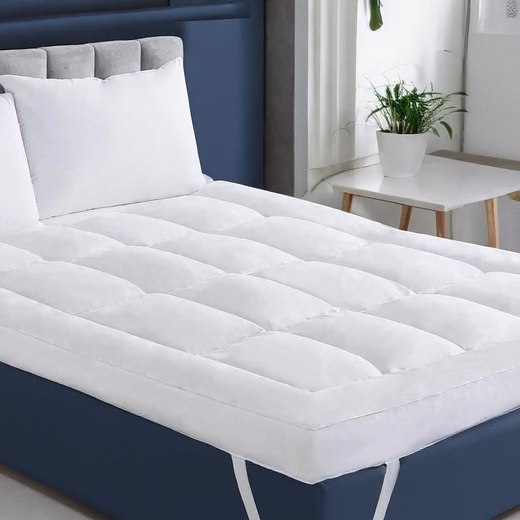 Topper per materasso a due piazze, 10 cm, in microfibra, colore bianco, dimensioni 137x190 cm