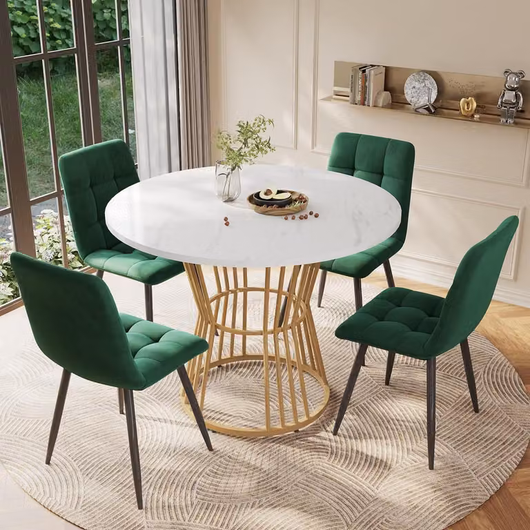 Set da pranzo composto da tavolo e 4 sedie, forma rotonda, dimensioni 100x100x75 cm, colore bianco, dettagli dorati, imbottitura in velluto, disponibile anche in verde