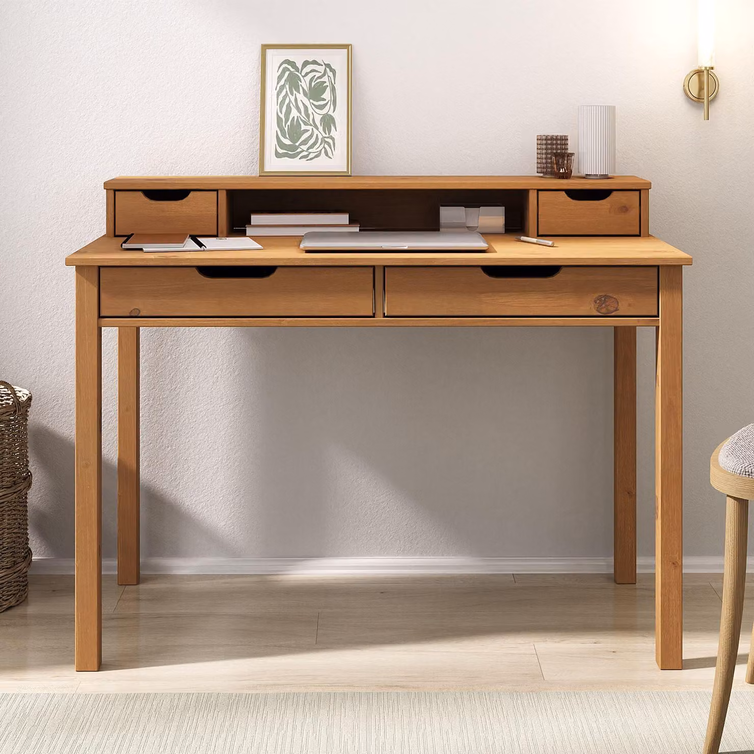 Scrivania RAUL con 4 cassetti in legno massello, finitura rovere - Scrivania da ufficio con spazio contenitivo e nicchia, scrivania per l'home office, scrivania per PC con ripiano aggiuntivo