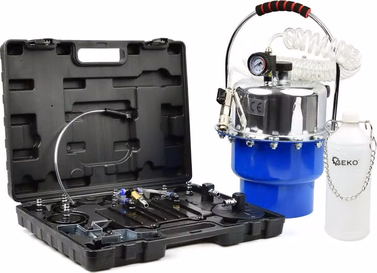 Kit per la sostituzione del liquido dei freni