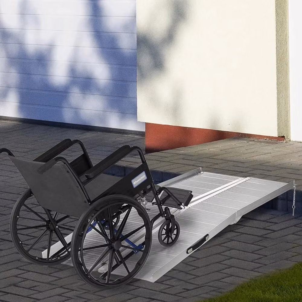 Rampa antiscivolo in lega di alluminio per sedia a rotelle HOMCOM, colore argento, L 183 x P 72 x H 5 cm – 2