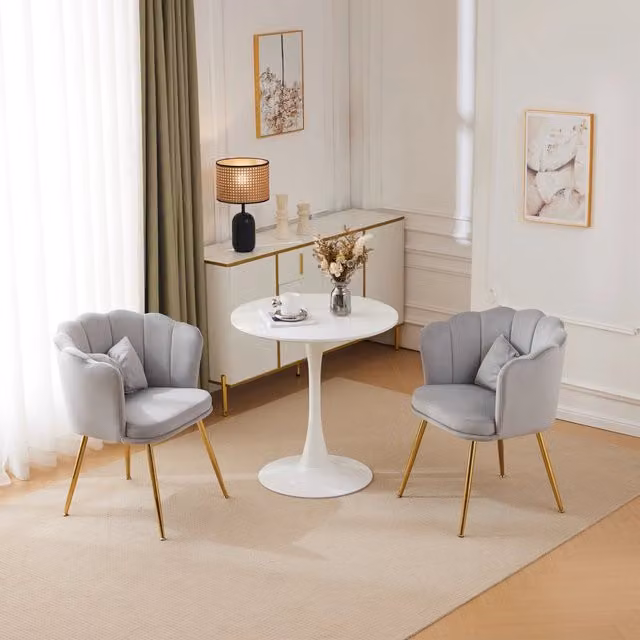 Set da 2 sedie REDOM in velluto grigio con schienale a petalo e gambe oro in metallo