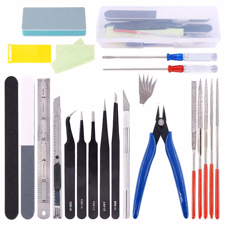 Kit di strumenti per modellismo, composto da 23 pezzi, con custodia