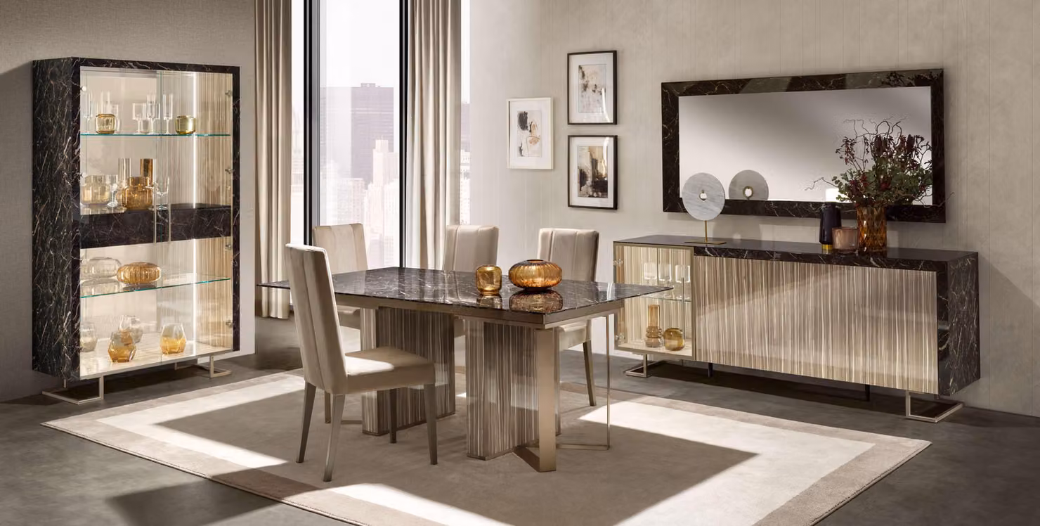Set da pranzo moderno 8 pezzi (tavolo da pranzo + 4 sedie + vetrina + consolle + specchio)