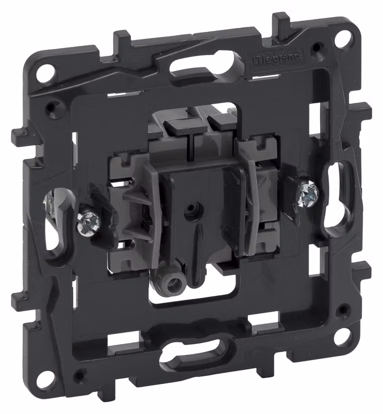 Utilizzare l'interruttore Niloe Step 10Ax 864006