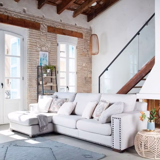 Divano letto Rabat Banak a 3 posti con chaise longue sinistra, imbottito in tessuto, struttura in legno e MDF, disponibile in nero o beige, L: 252 cm – 1