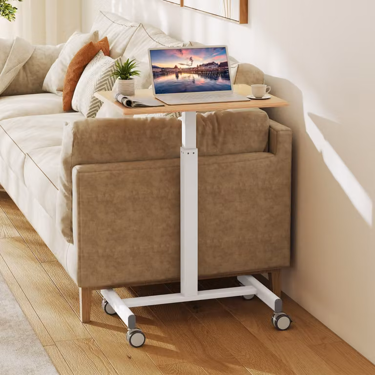 Scrivania regolabile in altezza Costway con pistone a gas e ruote, postazione di lavoro moderna in legno e metallo, beige e bianco