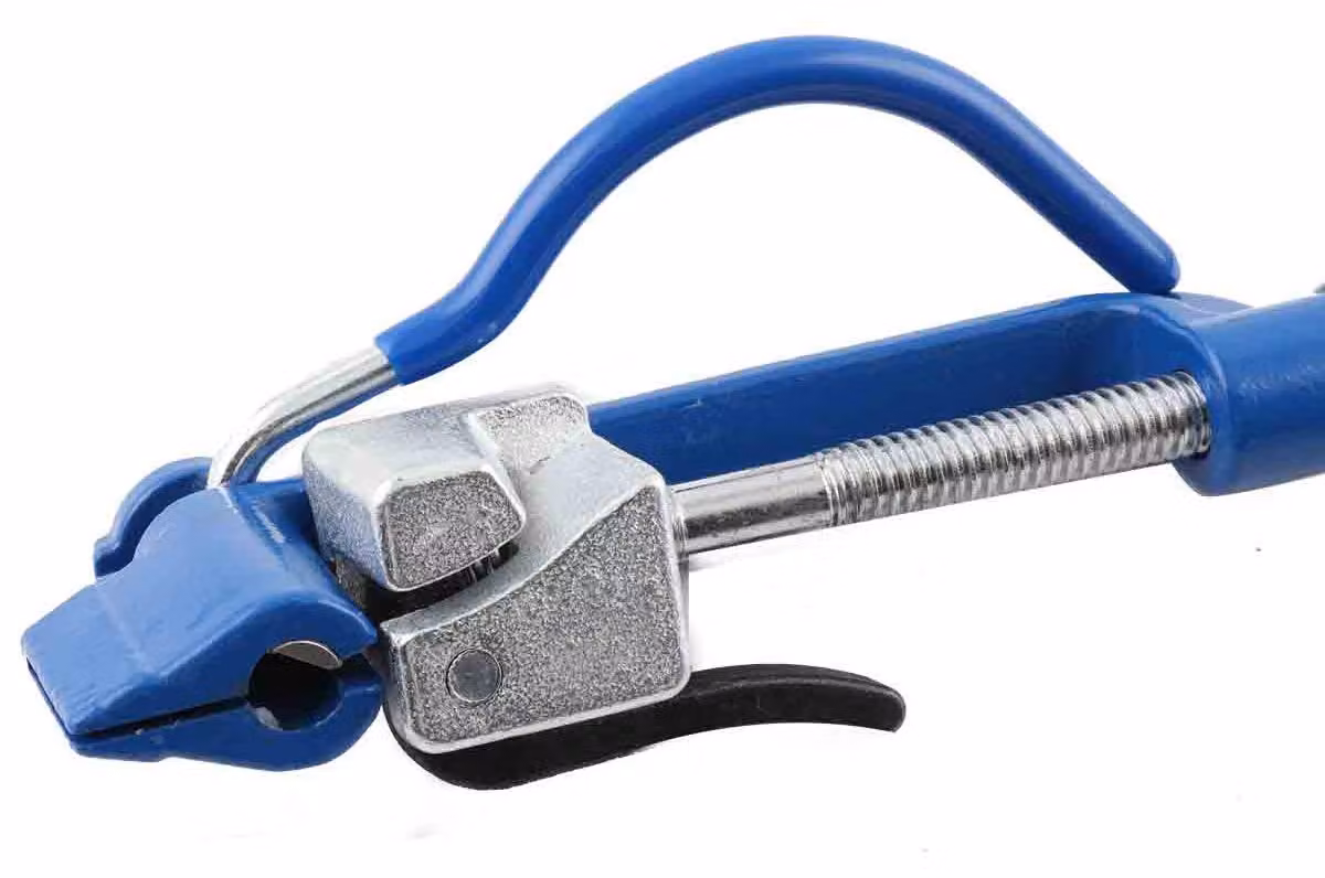 Strumento per fascette stringitubo, larghezza della banda in acciaio da 4,6 mm a 25 mm, spessore massimo della banda utilizzabile inferiore a 1,2 mm, durezza massima consigliata inferiore a 250 HB, peso del pacco 1,85 kg, dimensioni della confezione 24 cm