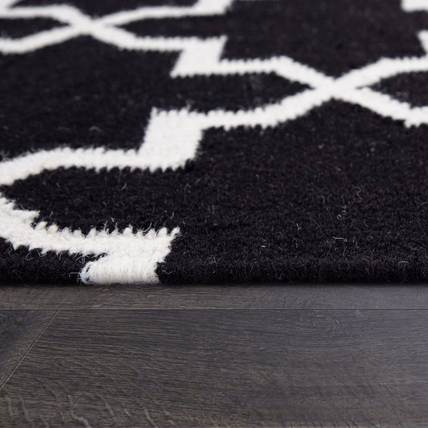 Tappeto Kenolia in lana e cotone nero e bianco stile marocchino L: 140 cm, P: 200 cm – 2