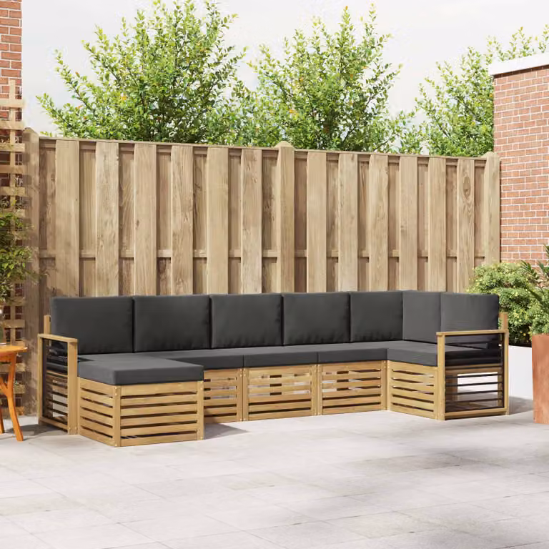 vidaXL Set di divani da esterno a L composto da 7 pezzi in legno di acacia con cuscini bianchi e antracite