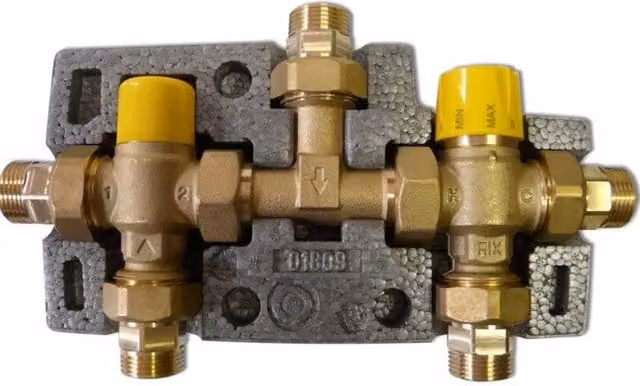 Kit termostatico di collegamento solare-caldaia isolato IVR in ottone da 3/4"M – 1