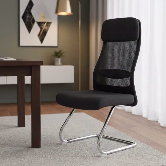 Sedia da ufficio DMORA nera con base cantilever e seduta in tessuto, L: 58 cm, H: 105 cm