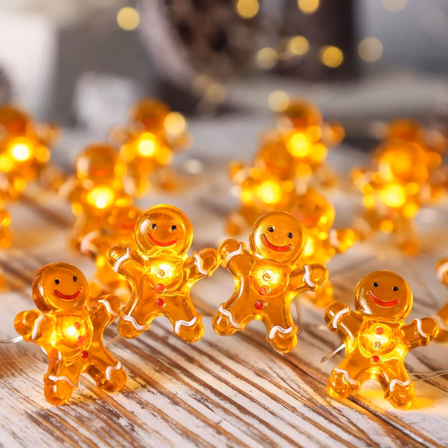 Catena luminosa a LED, 2 metri, con 20 decorazioni a forma di omino di pan di zenzero, alimentata a batteria, grado di protezione IP65