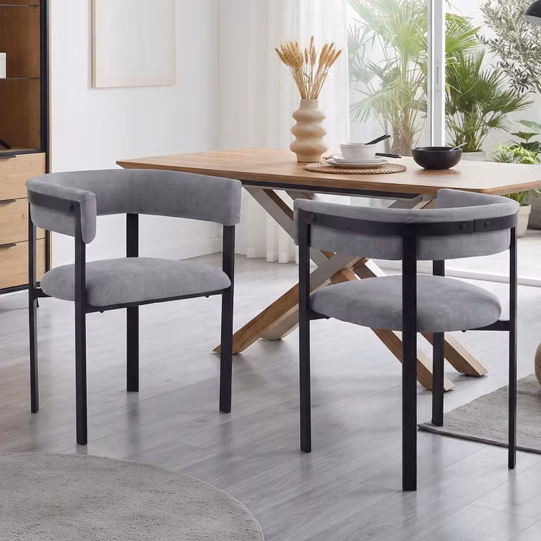 Set di 2 sedie da pranzo Flieks, con schienale completamente avvolgente, rivestite in tessuto chenille, ideali per la cucina, imbottite, confortevoli e traspiranti, colore grigio