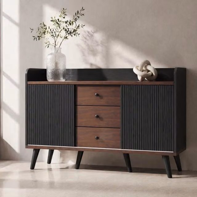 Credenza Mivray con ante scorrevoli rigate, 3 cassetti e ripiani regolabili, colore nero opaco, L: 117,5 cm, P: 40 cm, H: 80 cm – 1