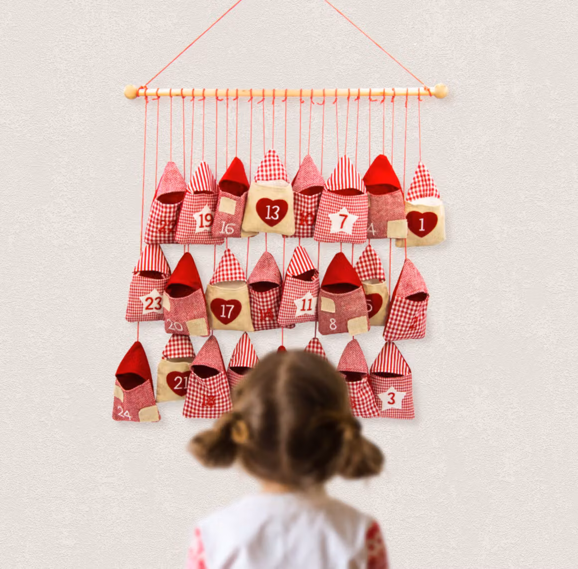 Calendario dell'Avvento rosso da riempire