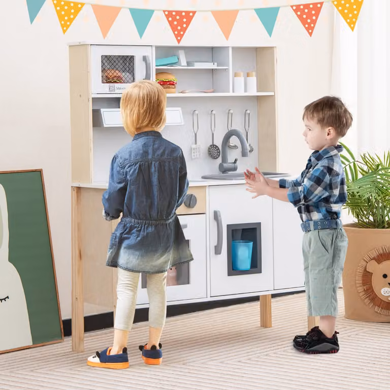 Cucina giocattolo in legno Costway per bambini con microonde cappa e lavello, colore bianco