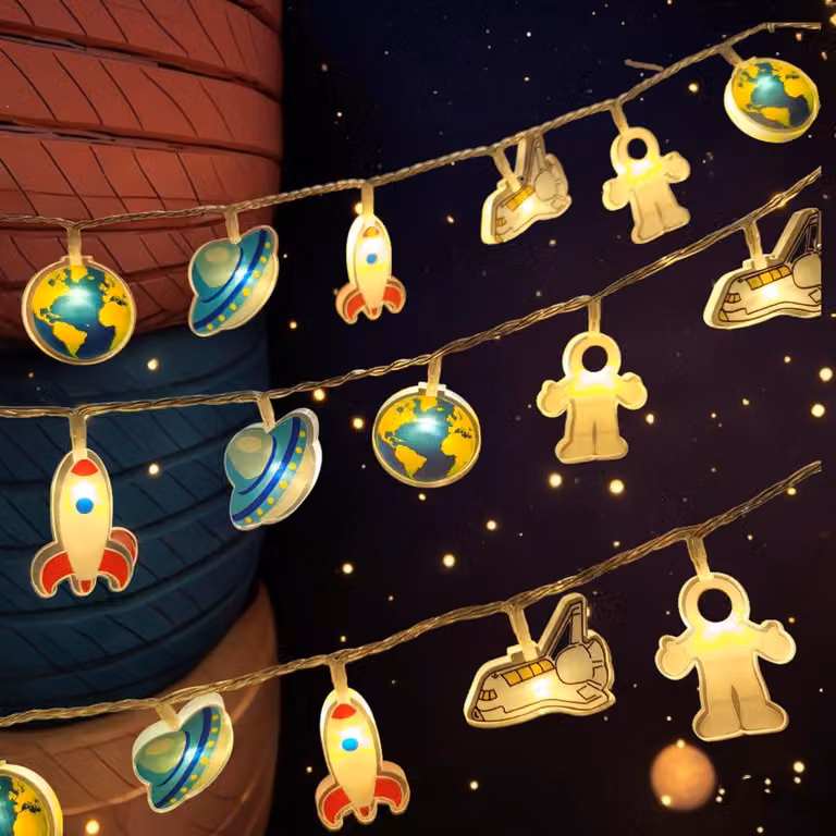 Catena luminosa per interni, tema spaziale, 10 LED, acrilico, lunghezza 1,8 metri, alimentazione a batteria