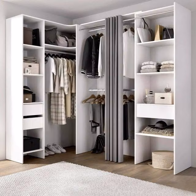 Armadio moderno DMORA con ante a rullo e cassetti integrati, Bianco, L: 141 cm, H: 205 cm – 1