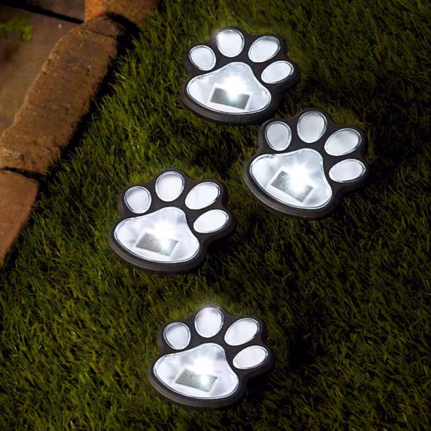Lampade solari a forma di zampa, set da 4, impermeabili, con LED, per giardino e vialetti