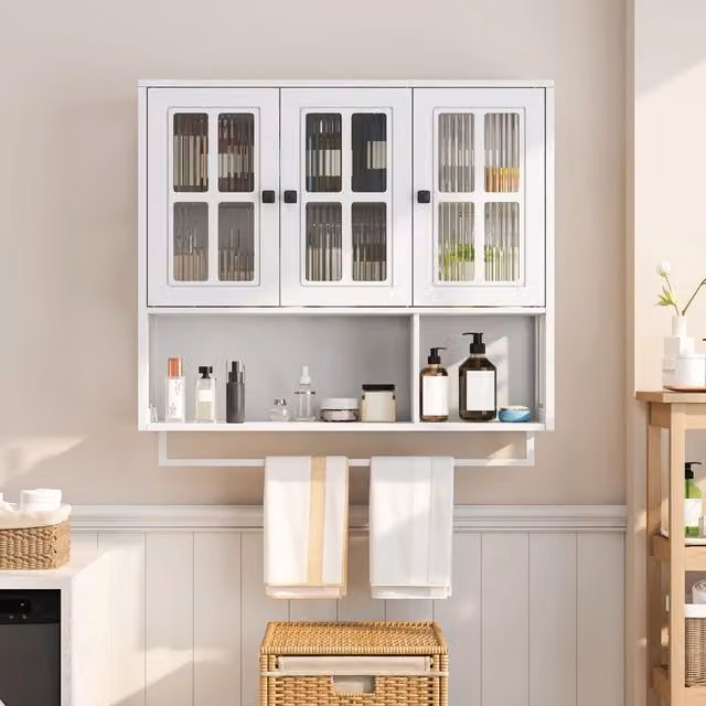 Armadietto da bagno a muro MINIMAL con 3 ante, specchio e ripiani interni, colore bianco opaco, L: 82.5 cm, H: 88.0 cm, P: 26.0 cm
