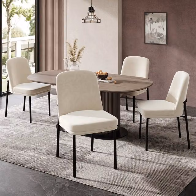 Set di 4 sedie da pranzo OKWISH in velluto beige con seduta imbottita e gambe in metallo, design minimalista