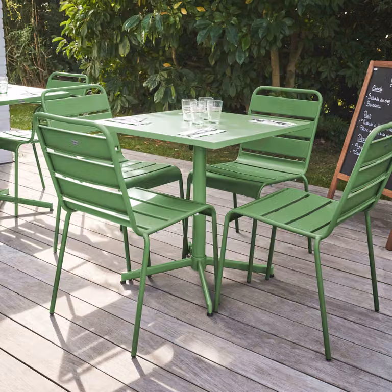 Tavolo da giardino quadrato e 4 sedie verde cactus - Oviala Palavas