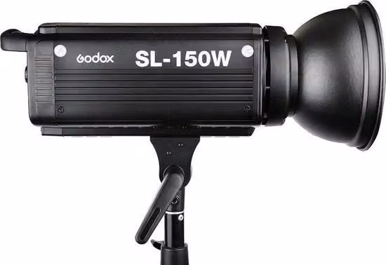 Lampada LED Professionale per Video con 16.000 Lumen, 7200 Lux, CRI 93 e Temperatura Colore 5600K, Dimmabile con Telecomando, Colore Nero