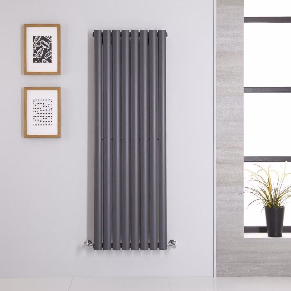 Radiatore Verticale di Design Antracite - 1400 x 472mm - 720W - Revive