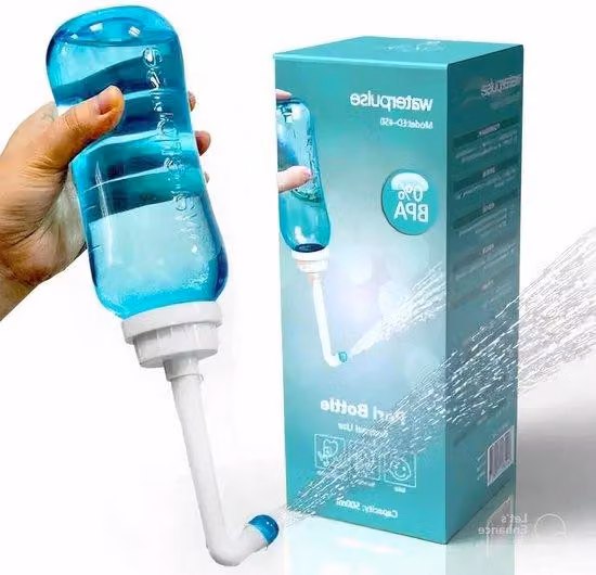 Bidet da 500 ml con pulsante e doppio beccuccio - Pratico bidet con borsa per il trasporto - Flacone per l'igiene intima - Bidet da bagno per donne