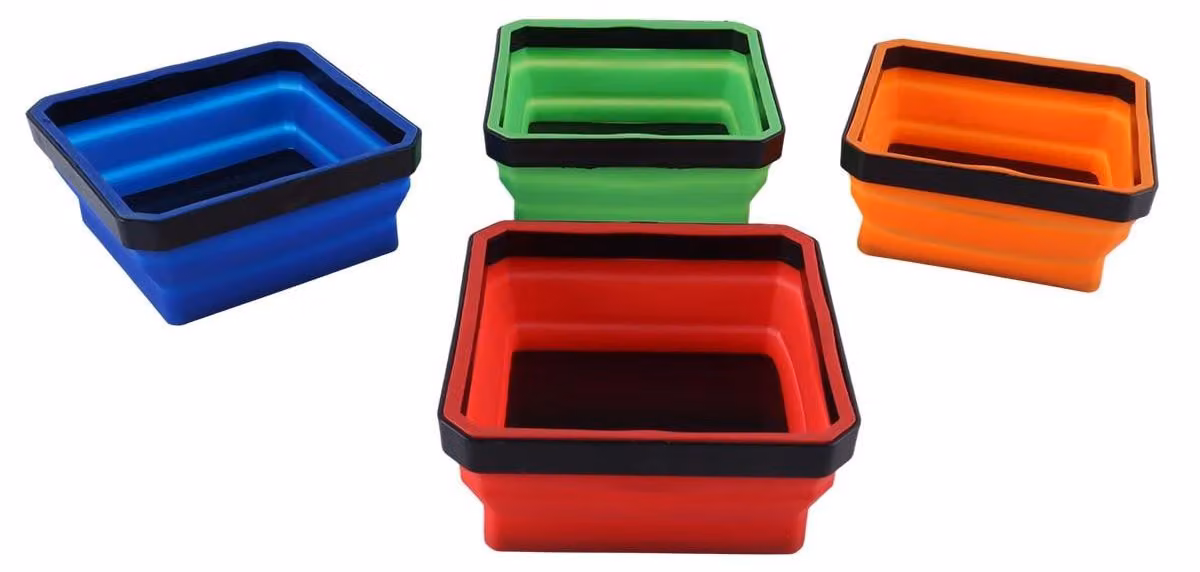 Set di 4 contenitori magnetici per piccoli utensili