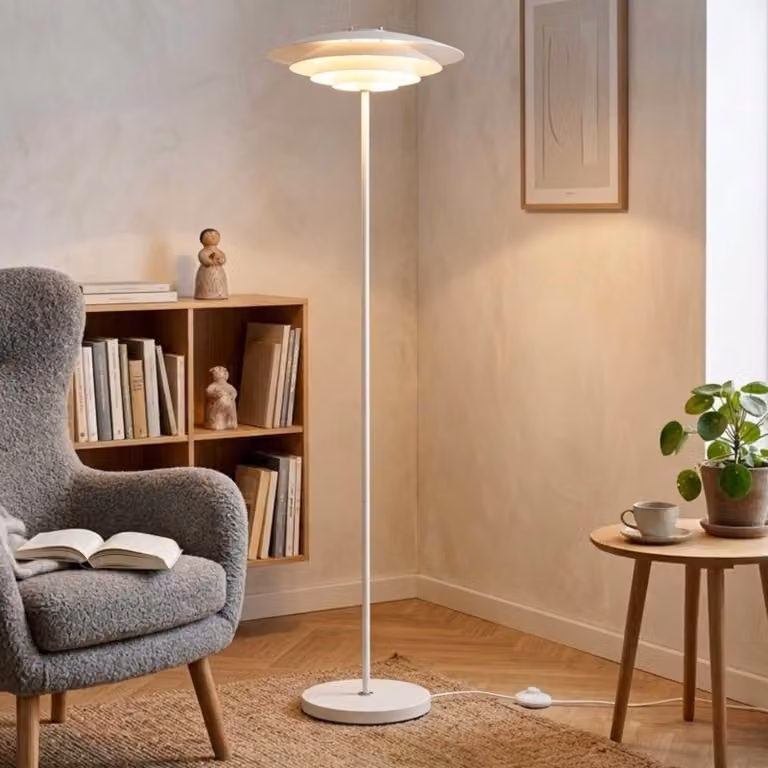 Lampada da terra Bretagne NORDLUX con spettacolare traslucenza, Variante: Ø 380 x 1500 mm, 25 W, G9, bianco