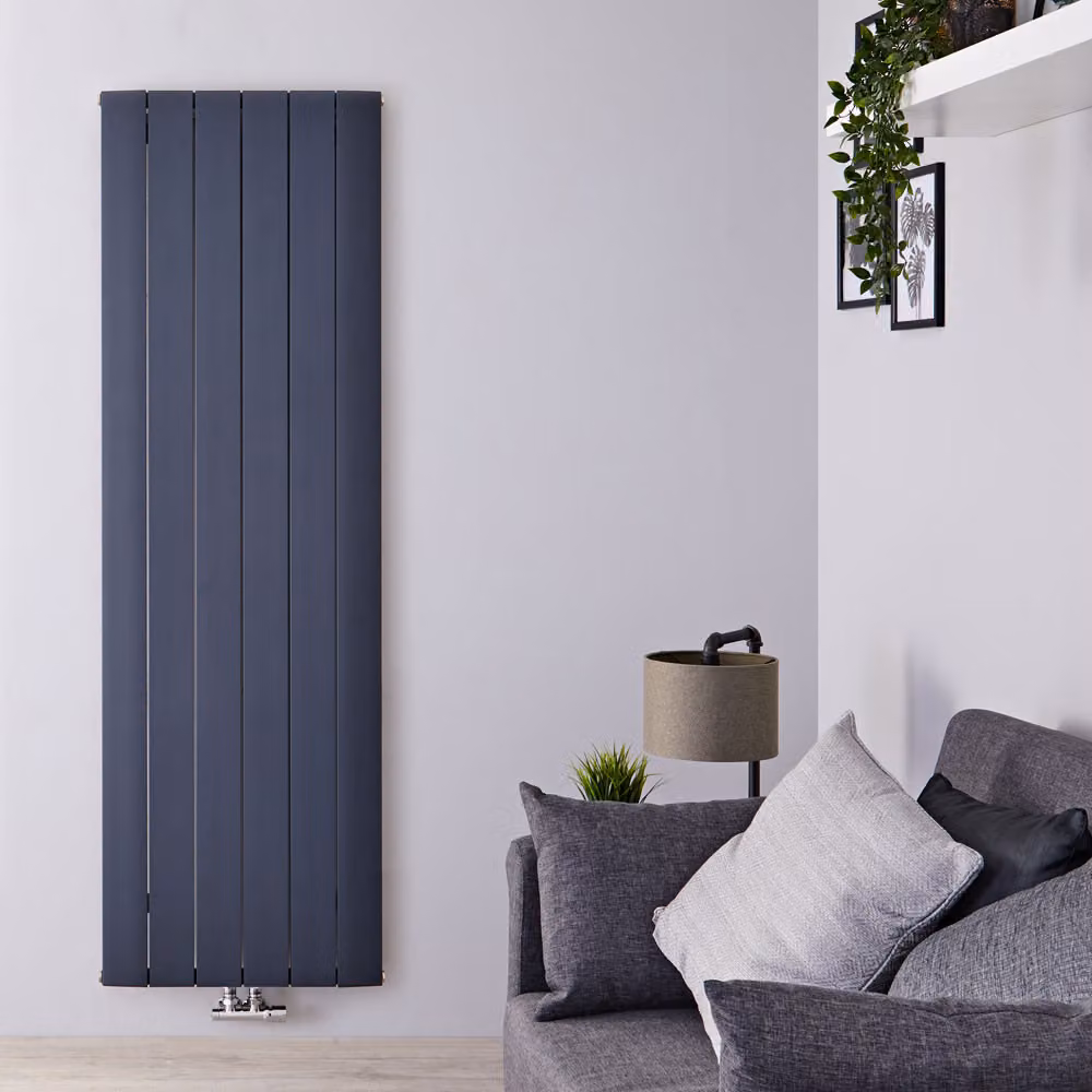 Radiatore Verticale Alluminio Antracite 1800x565mm 1260W - Alta Resa - Stile Moderno - Aurora