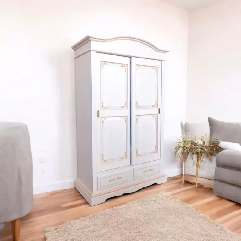 Armadio con 2 ante scorrevoli in legno stile shabby chic bianco e rosa Mobili 2G L: 122 cm, P: 59 cm, H: 200 cm
