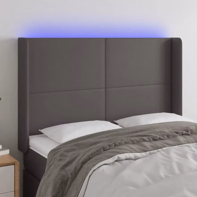 Testiera con LED Design Mania in similpelle grigia con porta USB, L: 147 cm, P: 16 cm, H: 118/128 cm