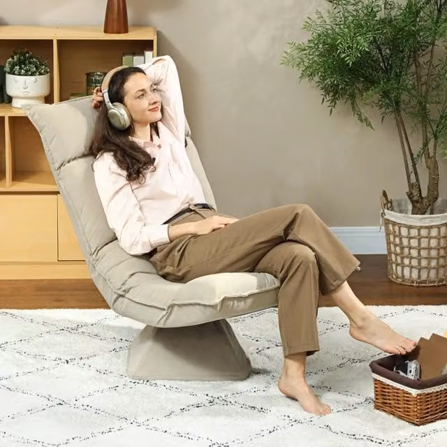 Poltrona girevole 360 REDOM beige in tessuto con imbottitura in schiuma, H 66 x L 62 x P 28 cm
