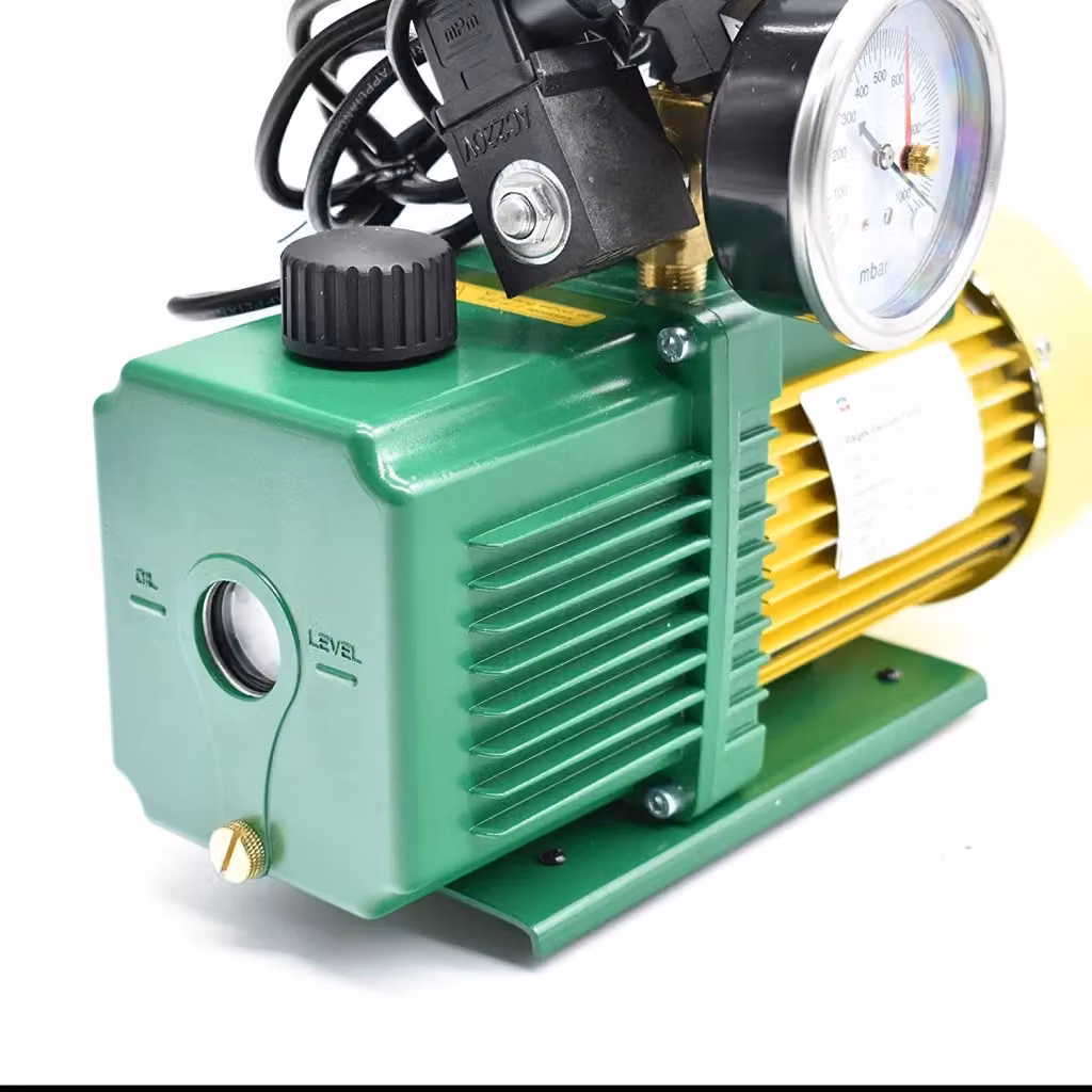 Pompa vuoto bistadio Klimaline con vacuometro e valvola solenoide per impianti gas HFO R32 R410 R1234YF 50 L/min con motore antideflagrante in metallo verde – 2