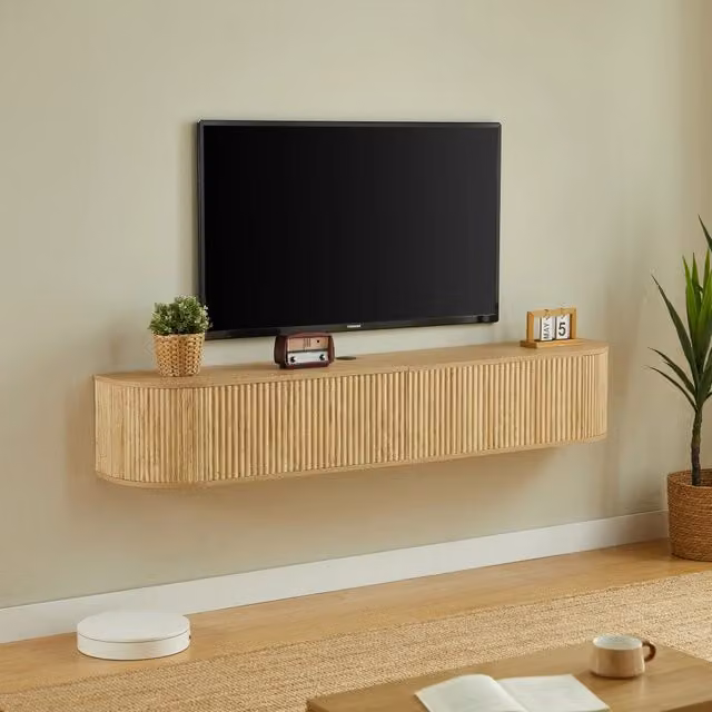 Mobile TV sospeso con ante scanalate e passacavi; in pannello truciolare e MDF naturale 180 × 32 × 30 cm