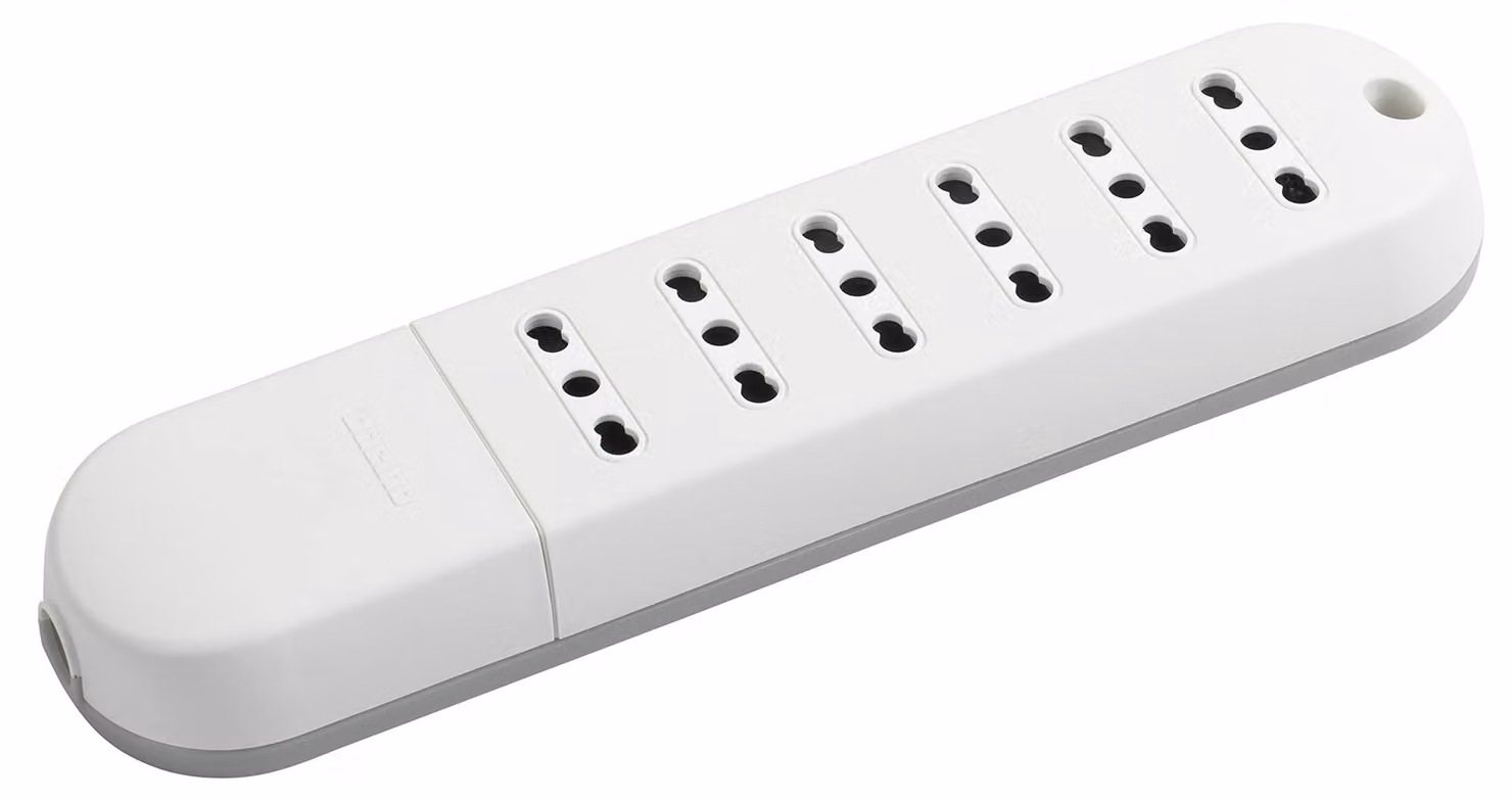 Ciabatta multipresa Bticino Slim senza cavo, con 6 prese multiple da 10/16 A, compatibile