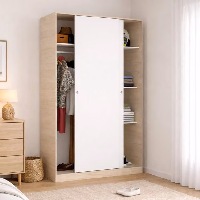 Armadio Alyson DMORA con 2 ante scorrevoli per camera da letto, Bianco e Rovere, L: 120 cm, P: 50 cm, H: 204 cm