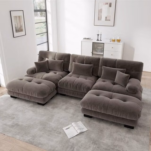 Divano modulare angolare OKWISH a forma di U in chenille marrone con pouf e cuscini, L: 313 cm, P: 145 cm, H: 81 cm